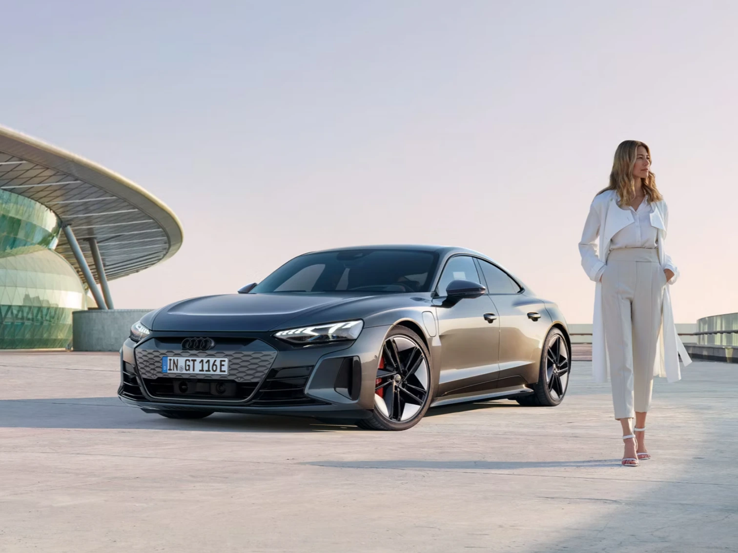 Đường cong của sự tăng tốc đầy hứng khởi